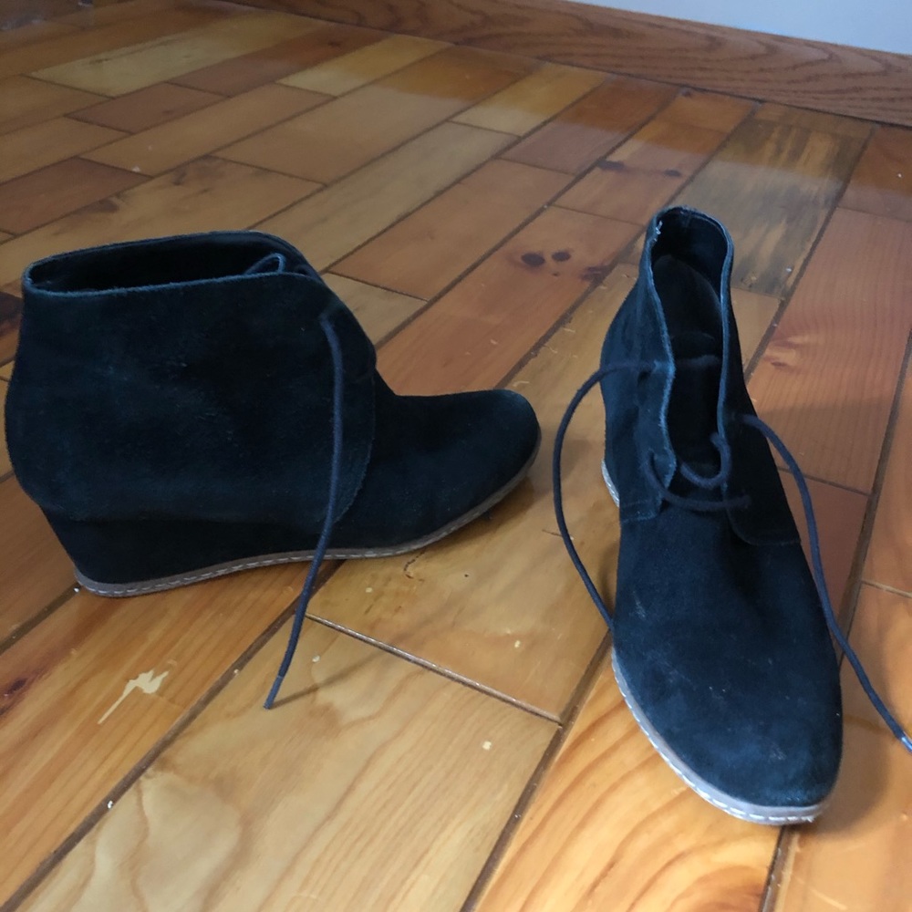 Franco Sarto size 9 wedges